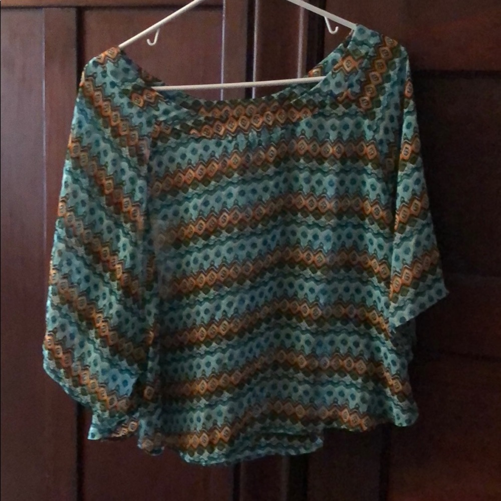 Patterned top